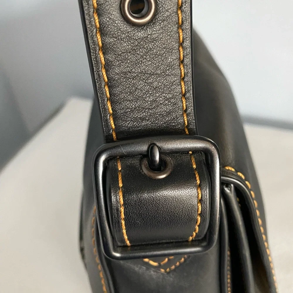 Coach 1941 Saddle Bag with contrasting stitching & matching 1941 Turnlock Wallet - Picture 2 of 16